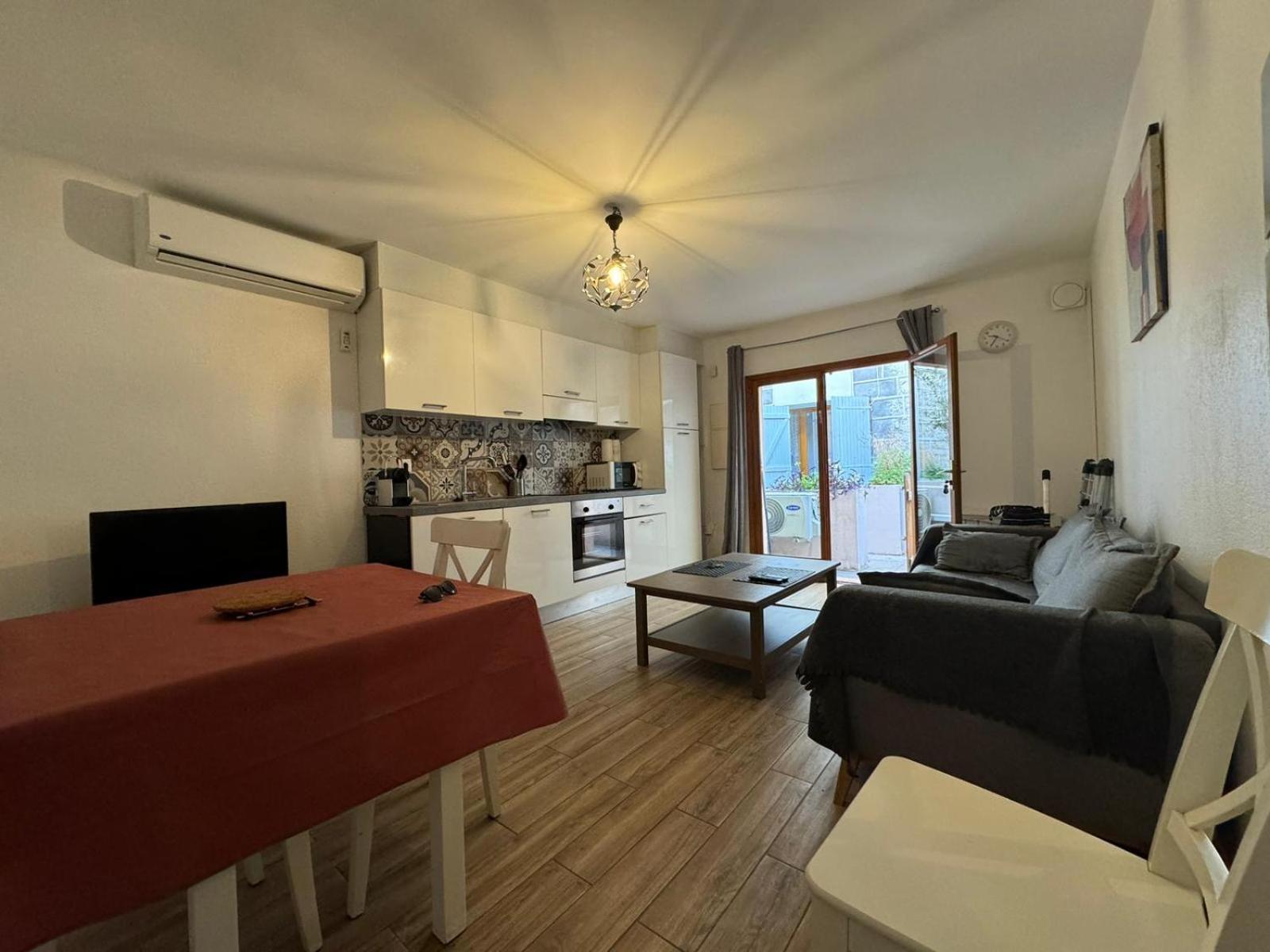 Cosy Poullan, 2-Bedroom Apartment, 200 M From The Beach Nice Eksteriør bilde